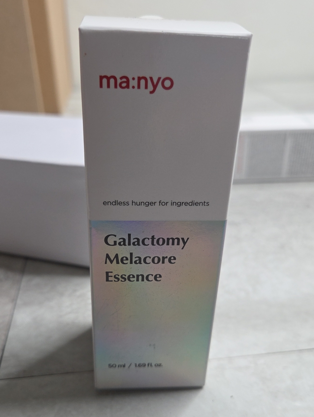 Manyo Galactomy Melacore Essence Illuminating Brightening